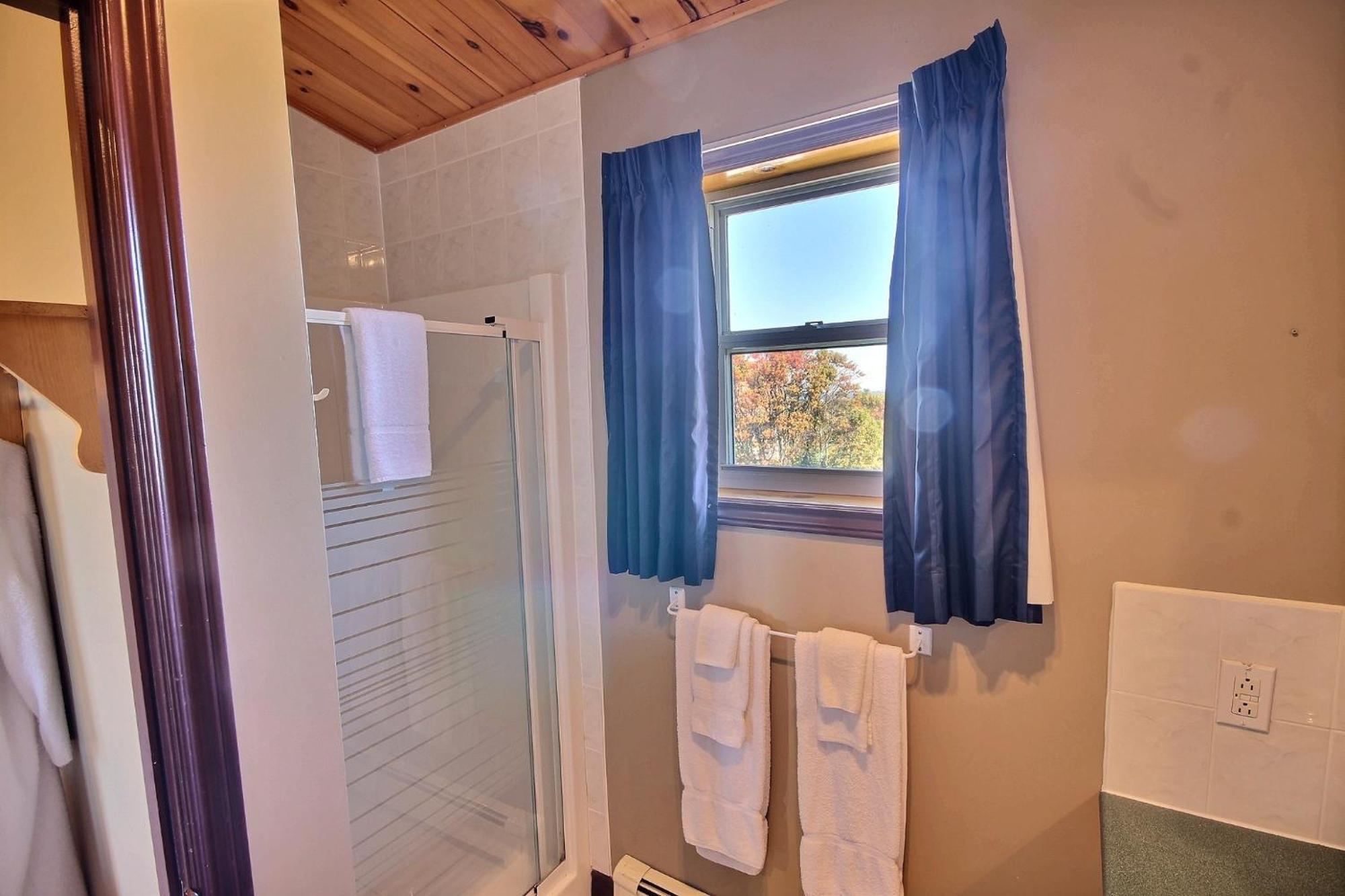 Cavendish Bosom Buddies Cottage Resort חדר תמונה